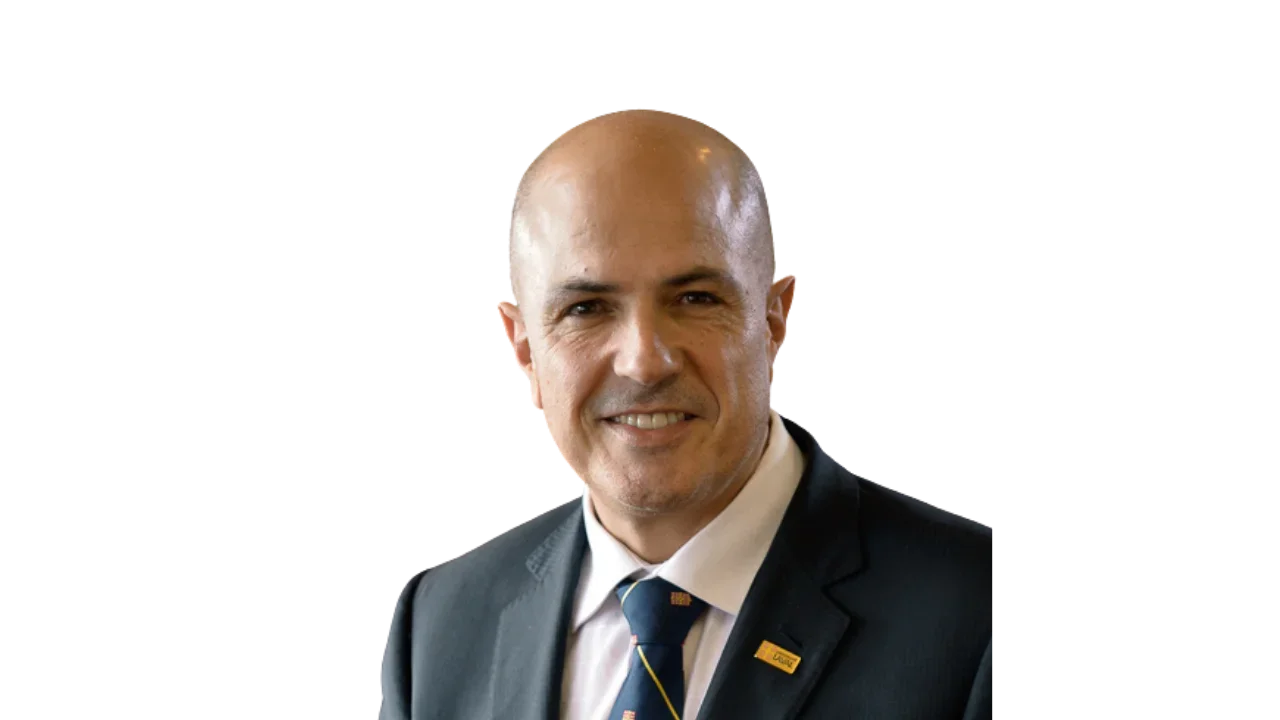 Pr. Eric BAUCE